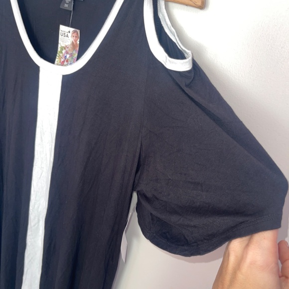 NWT Karen Kane Black and White Short Cut Out Sleeve Midi Loose Fit Flowing Dress - Picture 3 of 7